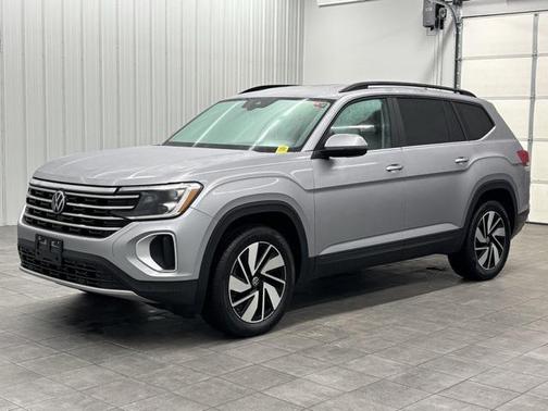 2025 Volkswagen Atlas 2.0T SE w/Technology 4MOTION