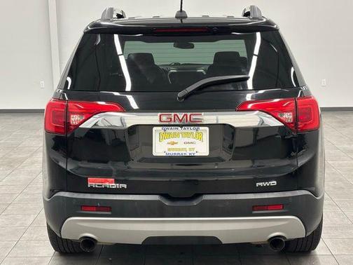 2017 GMC Acadia SLE-2