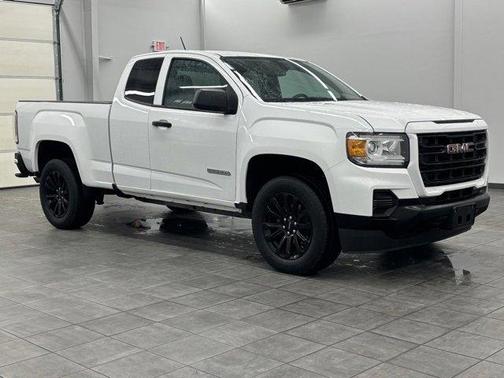 2022 GMC Canyon Elevation Standard
