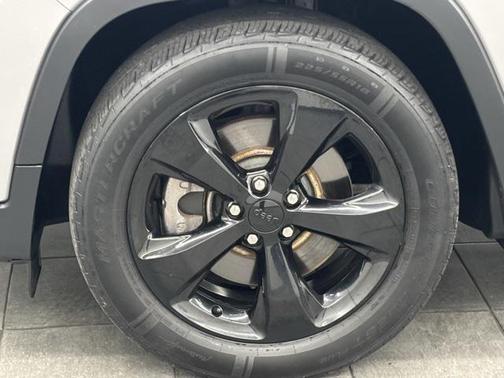 2019 Jeep Cherokee Altitude