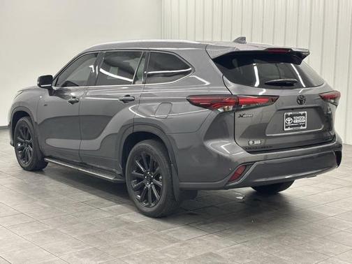 2024 Toyota Highlander Limited