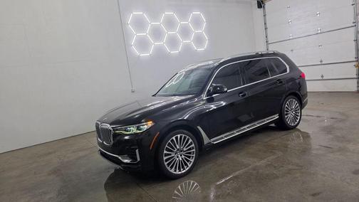2019 BMW X7 xDrive50i