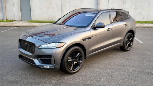 2017 Jaguar F-PACE 35t R-Sport