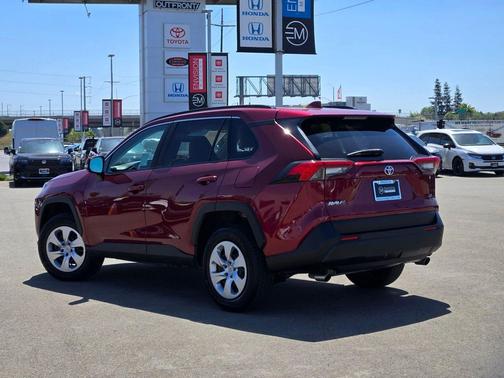 Ruby Flare Pearl 2021 Toyota RAV4 LE