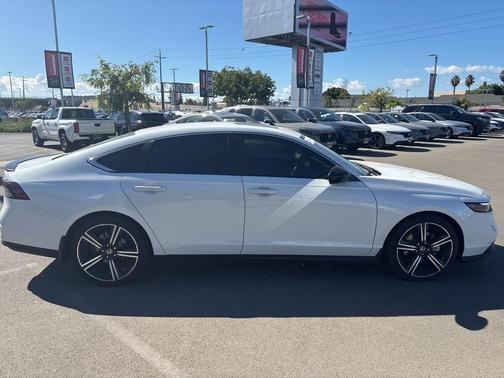 2024 Honda Accord Hybrid Base