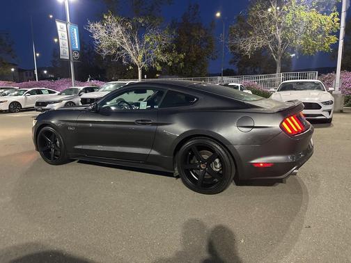 2017 Ford Mustang GT