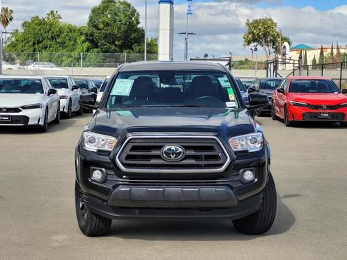 2022 Toyota Tacoma SR5