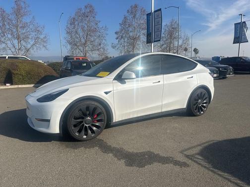 2022 Tesla Model Y Performance Dual Motor All-Wheel Drive