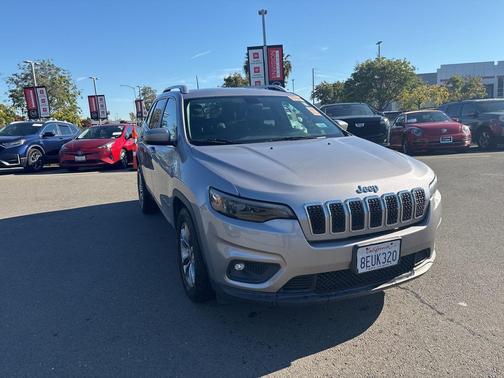 2019 Jeep Cherokee Latitude Plus