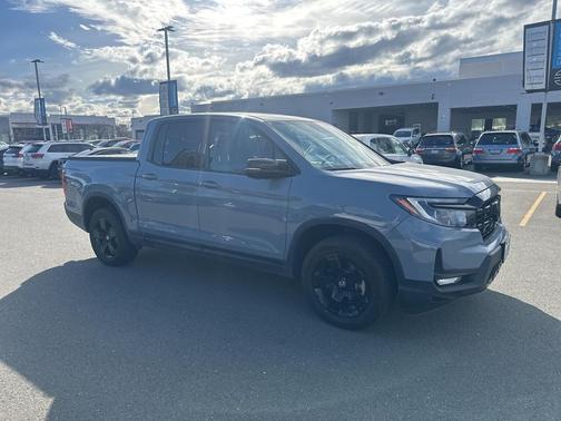 2025 Honda Ridgeline Black