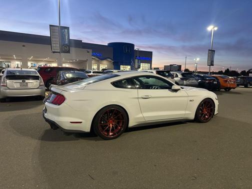2021 Ford Mustang GT