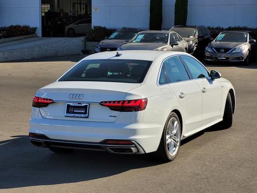2024 Audi A4 45 S line Premium Plus