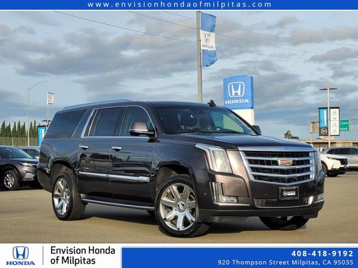 2018 Cadillac Escalade ESV Luxury