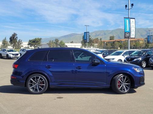 Navarra Blue Metallic 2020 Audi SQ7 4.0T Prestige