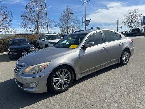 2012 Hyundai Genesis 4.6