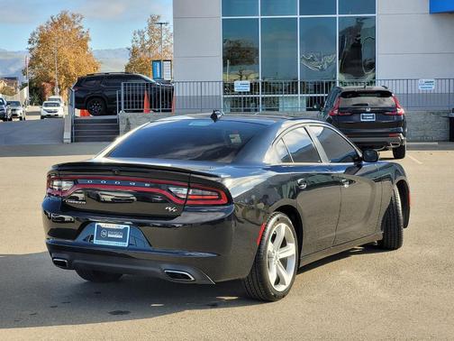 2017 Dodge Charger R/T