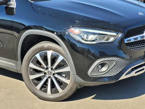 2021 Mercedes-Benz GLA 250 Base 4MATIC