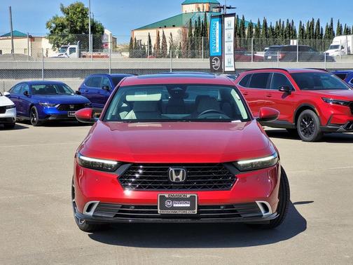 2025 Honda Accord Hybrid Touring