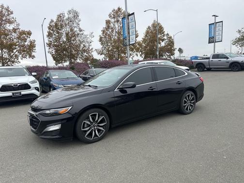 2024 Chevrolet Malibu FWD RS
