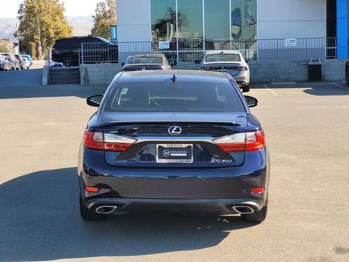 2016 Lexus ES 350 Base