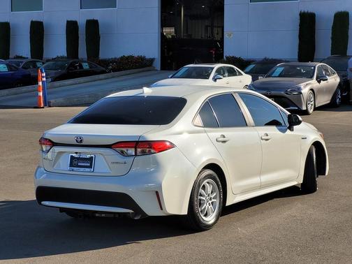 2021 Toyota Corolla Hybrid LE