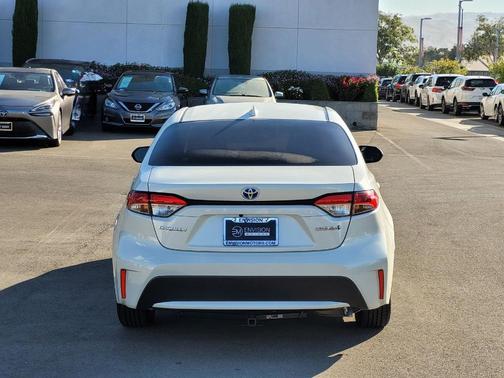 2021 Toyota Corolla Hybrid LE