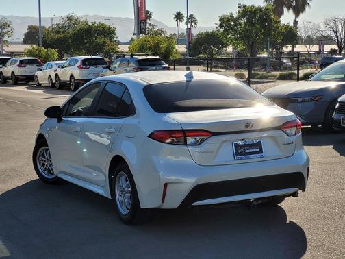 2021 Toyota Corolla Hybrid LE