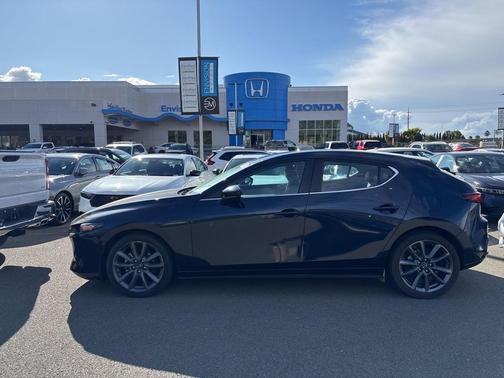 2023 Mazda Mazda3 2.5 S Select
