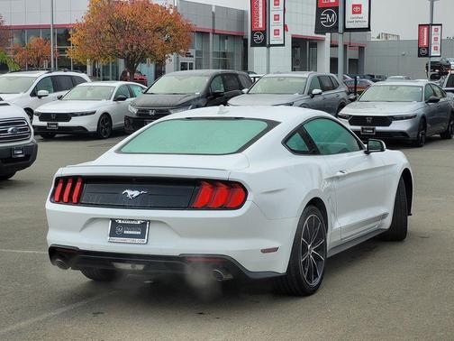 2022 Ford Mustang EcoBoost Premium