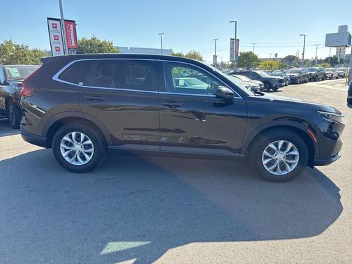 2025 Honda CR-V LX 2WD