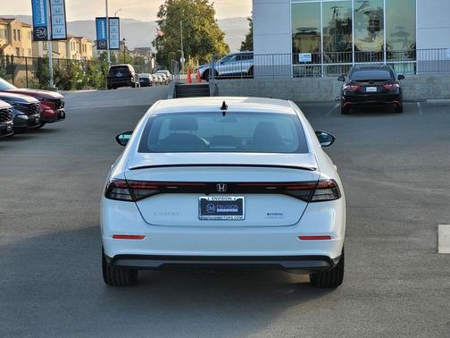 2024 Honda Accord Hybrid Base