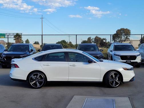2024 Honda Accord Hybrid Base