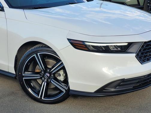 2024 Honda Accord Hybrid Base