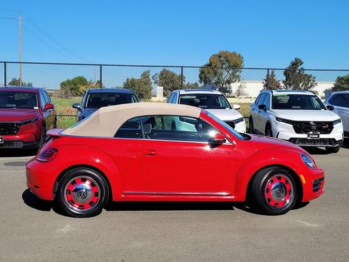 2018 Volkswagen Beetle 2.0T S