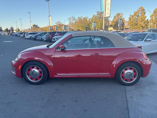 2018 Volkswagen Beetle 2.0T S