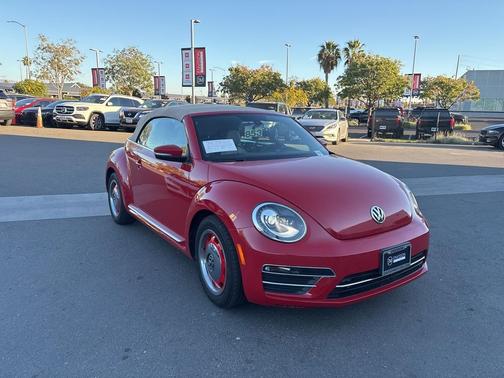 2018 Volkswagen Beetle 2.0T S