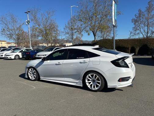 2018 Honda Civic EX-L