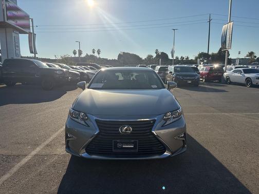 2018 Lexus ES 350 Base