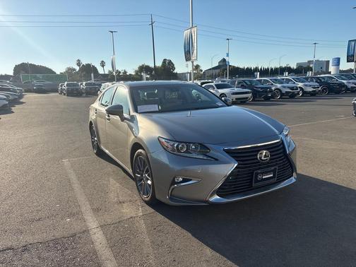2018 Lexus ES 350 Base