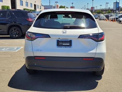 2025 Honda HR-V LX