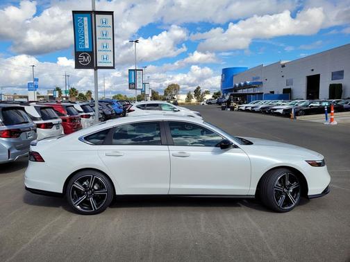 2025 Honda Accord Hybrid Base