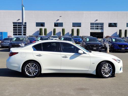 2019 INFINITI Q50 3.0t LUXE