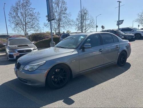 2008 BMW 528 528i