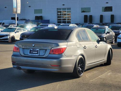 2008 BMW 528 528i