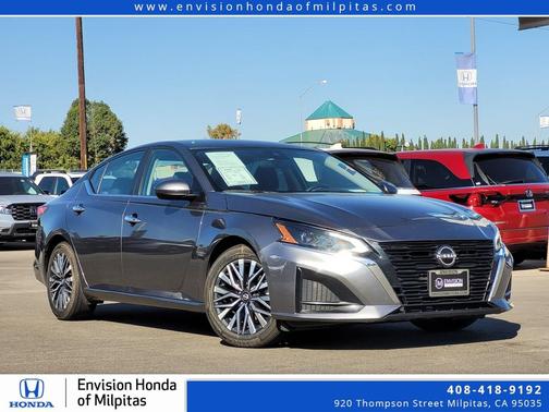 2023 Nissan Altima 2.5 SV