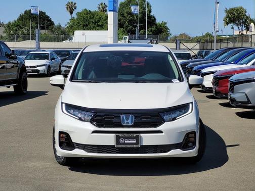 2025 Honda Odyssey Touring