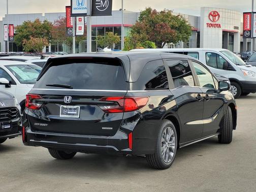 2026 Honda Odyssey Touring