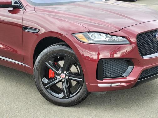 2017 Jaguar F-PACE S