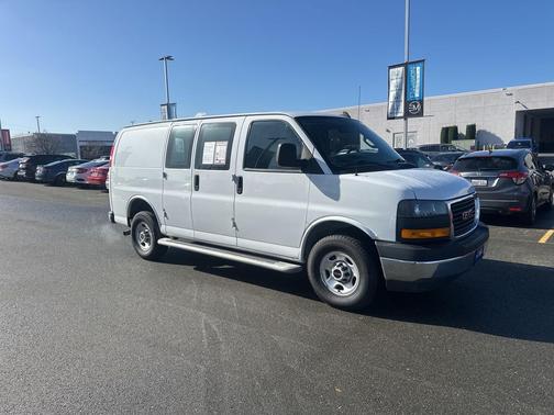 2023 GMC Savana 2500 Work Van