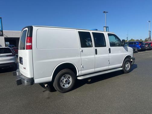 2023 GMC Savana 2500 Work Van